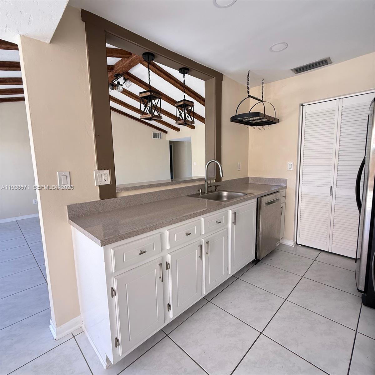 12144 Southwest 110th St Circle West Miami, FL 33186 - Photo 9 of 29