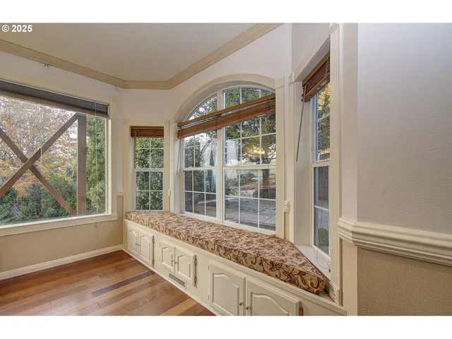 $925,000 | 444 Sommerset Road, Woodland, WA 98674