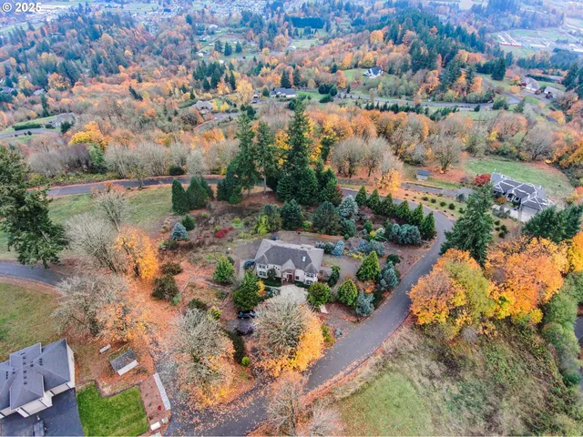$925,000 | 444 Sommerset Road, Woodland, WA 98674