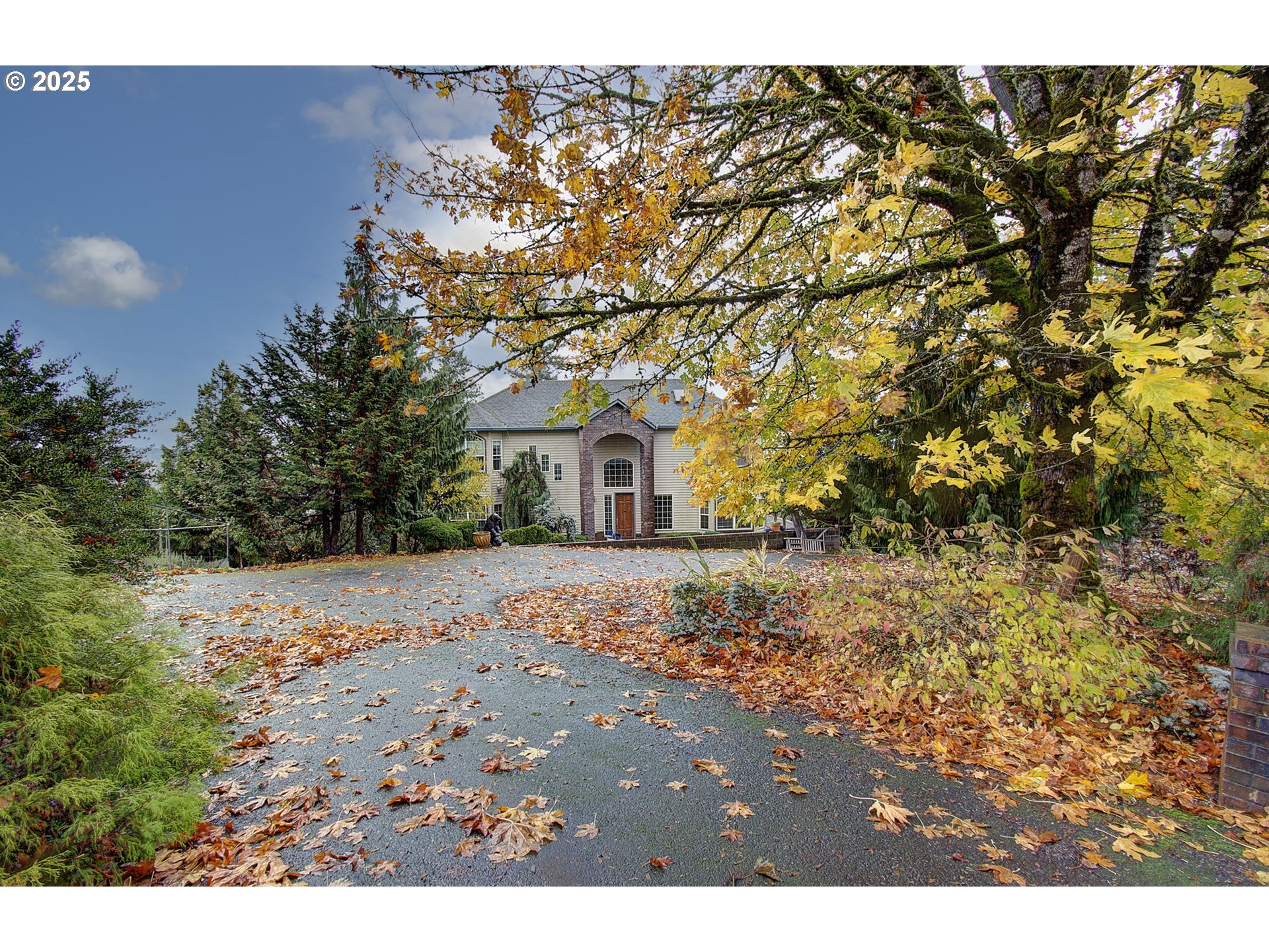 444 Sommerset Road Woodland, WA 98674 - Photo 3 of 35