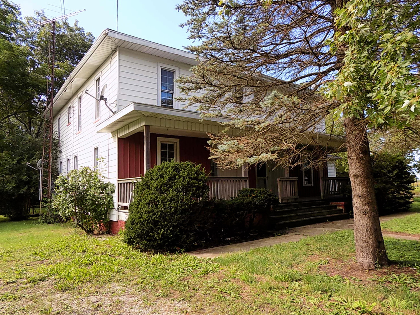 1447 East 22nd Road Streator, IL 61364 - Photo 2 of 24