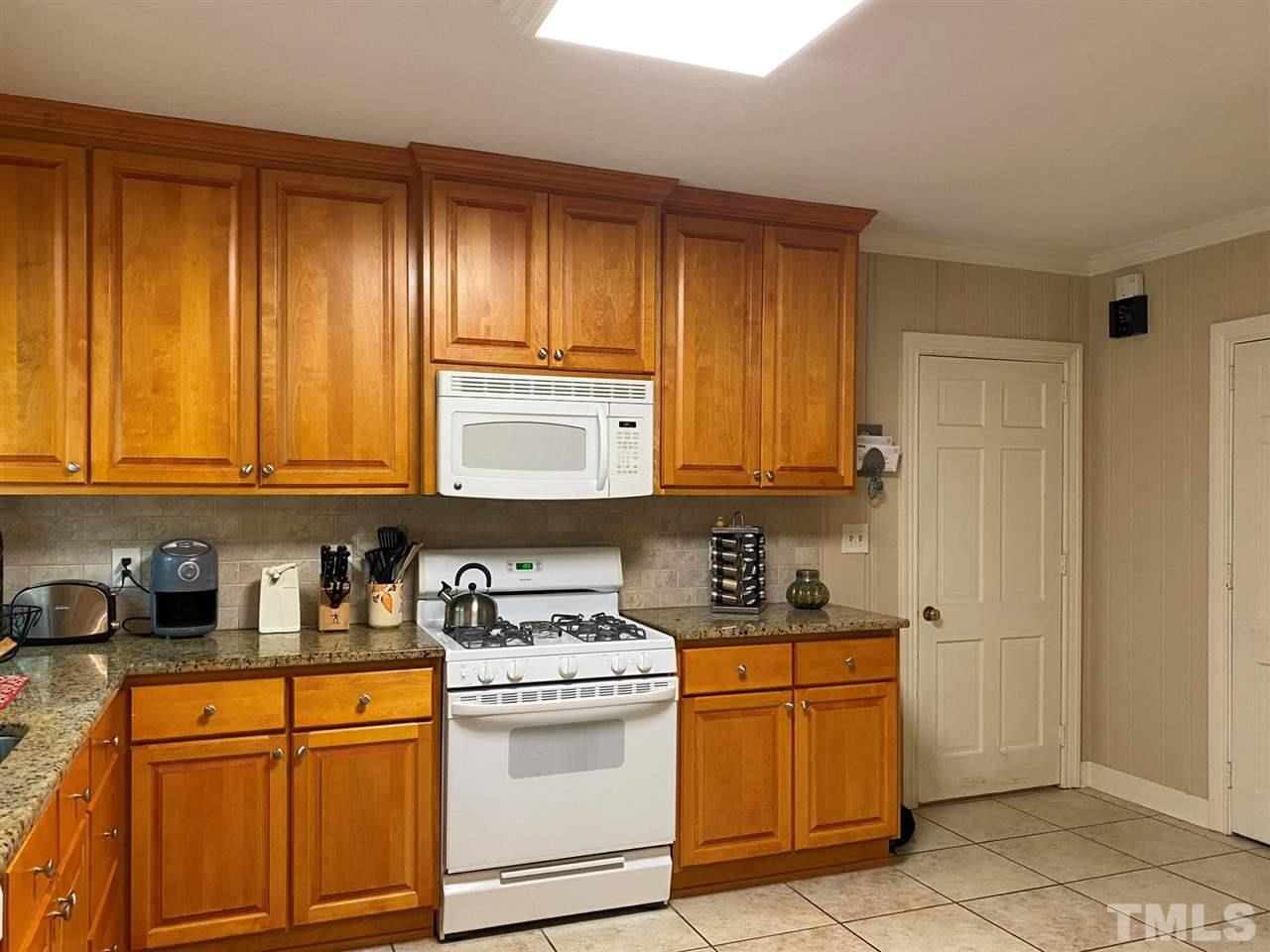 221 Ridge Road Roxboro, NC 27573 - Photo 9 of 23