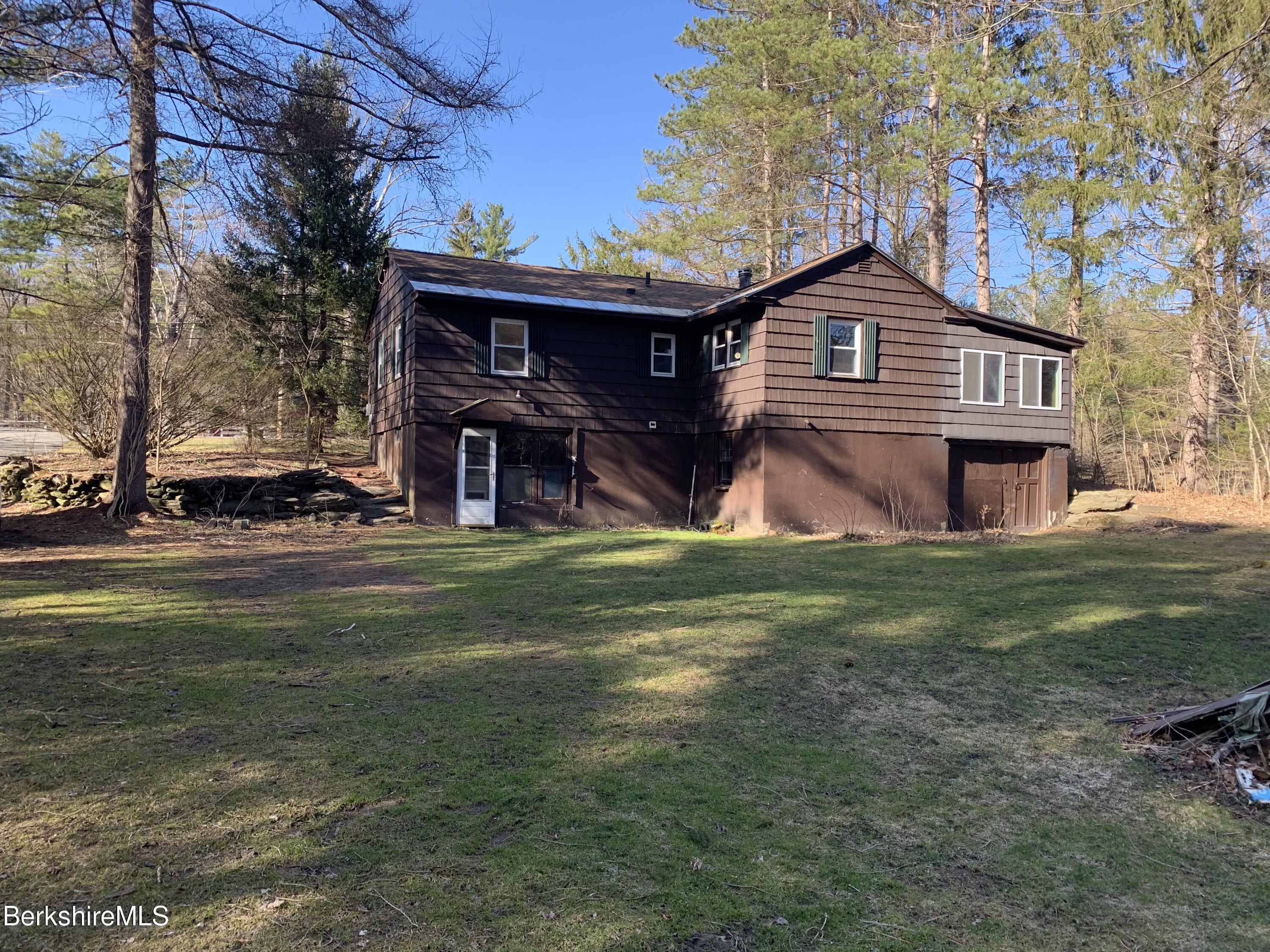 102 New Lenox Road Lenox, MA 01240 - Photo 2 of 21 IMG_4926