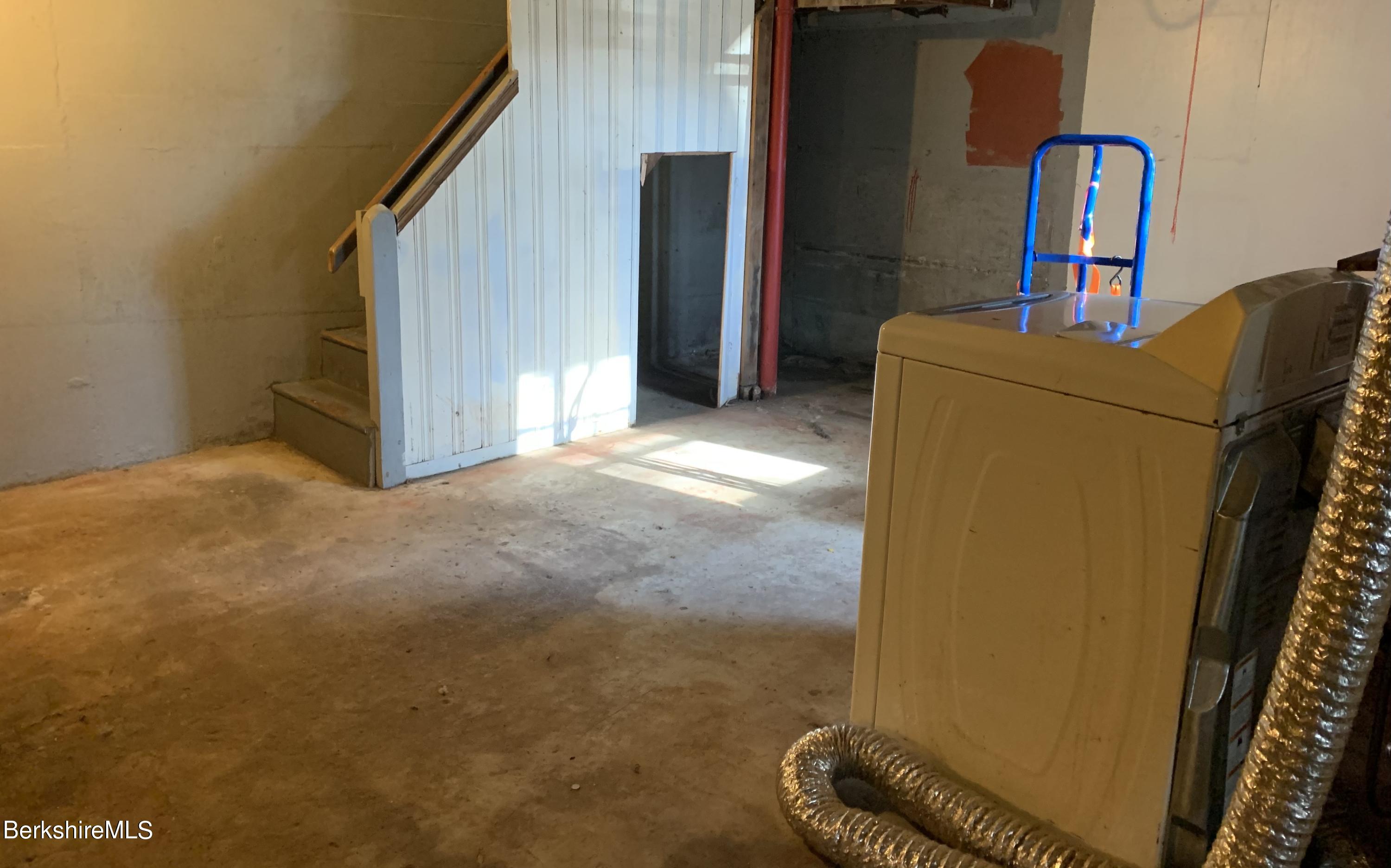 102 New Lenox Road Lenox, MA 01240 - Photo 13 of 21 FullSizeRender