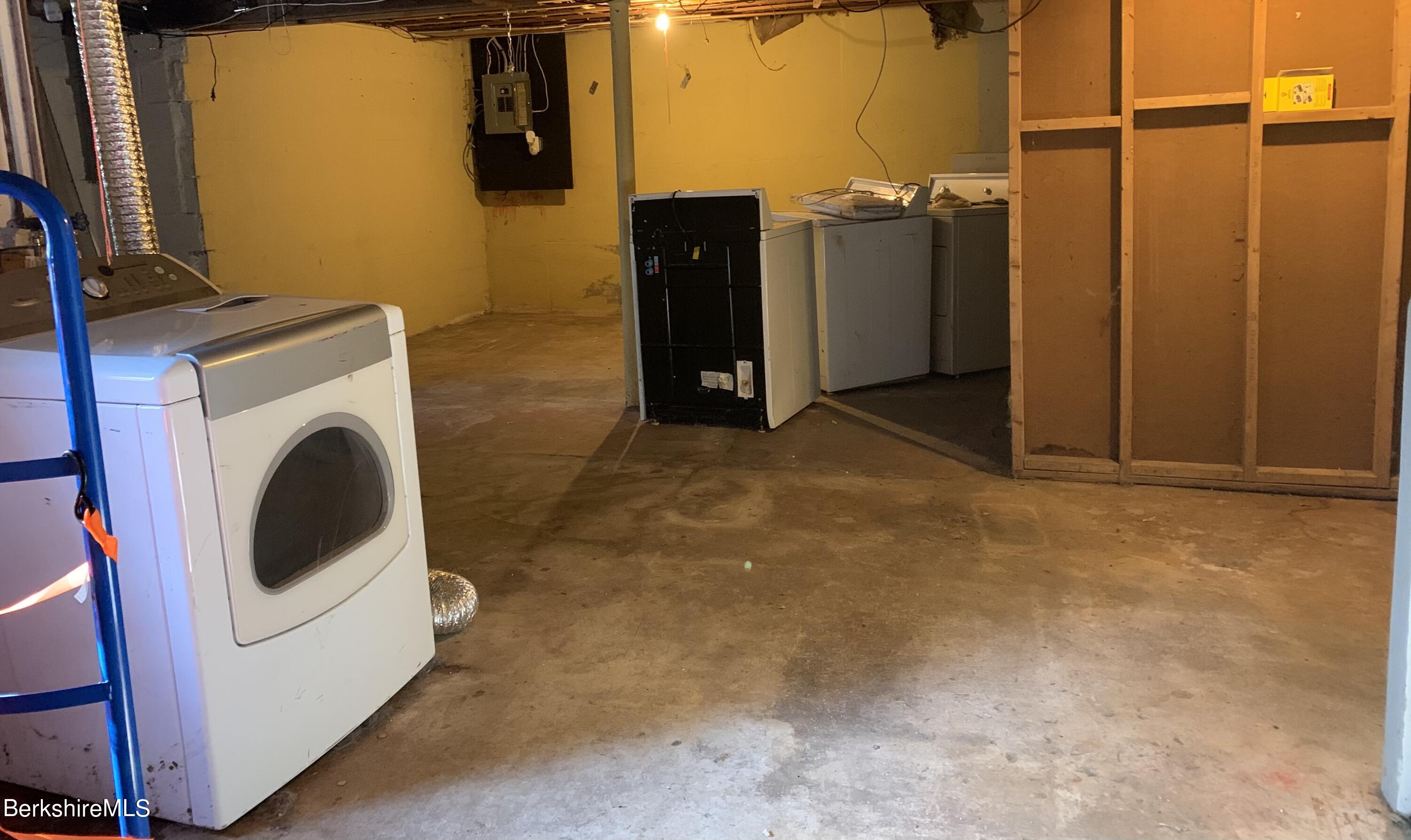 102 New Lenox Road Lenox, MA 01240 - Photo 14 of 21 FullSizeRender