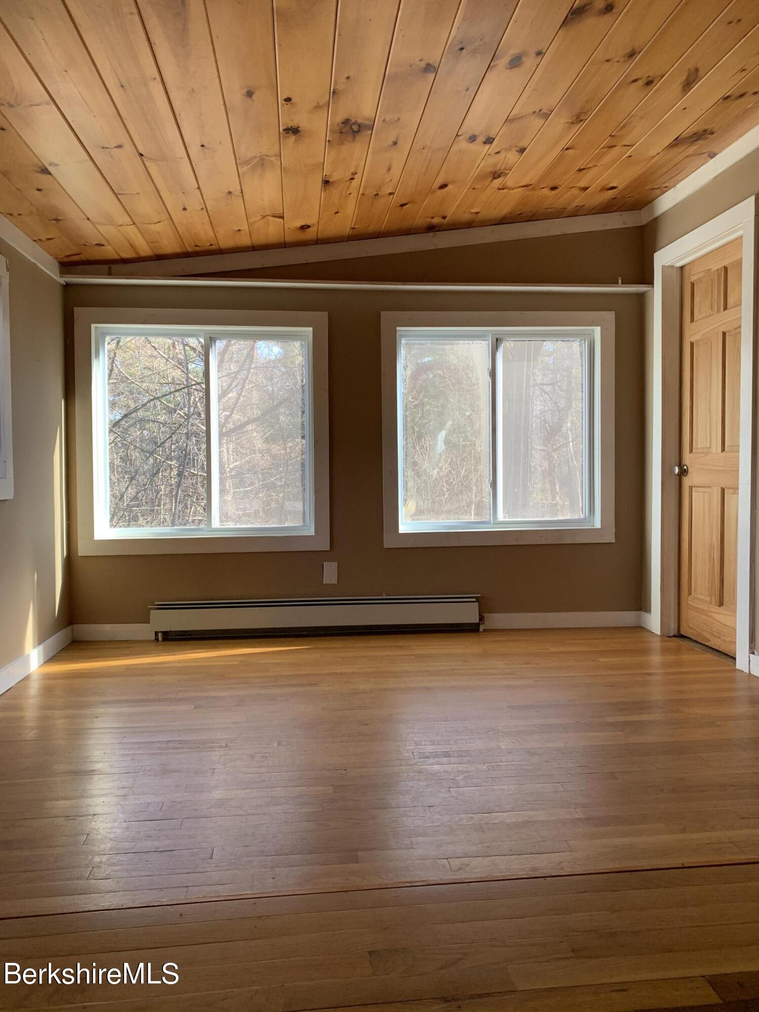 102 New Lenox Road Lenox, MA 01240 - Photo 4 of 21 IMG_4935