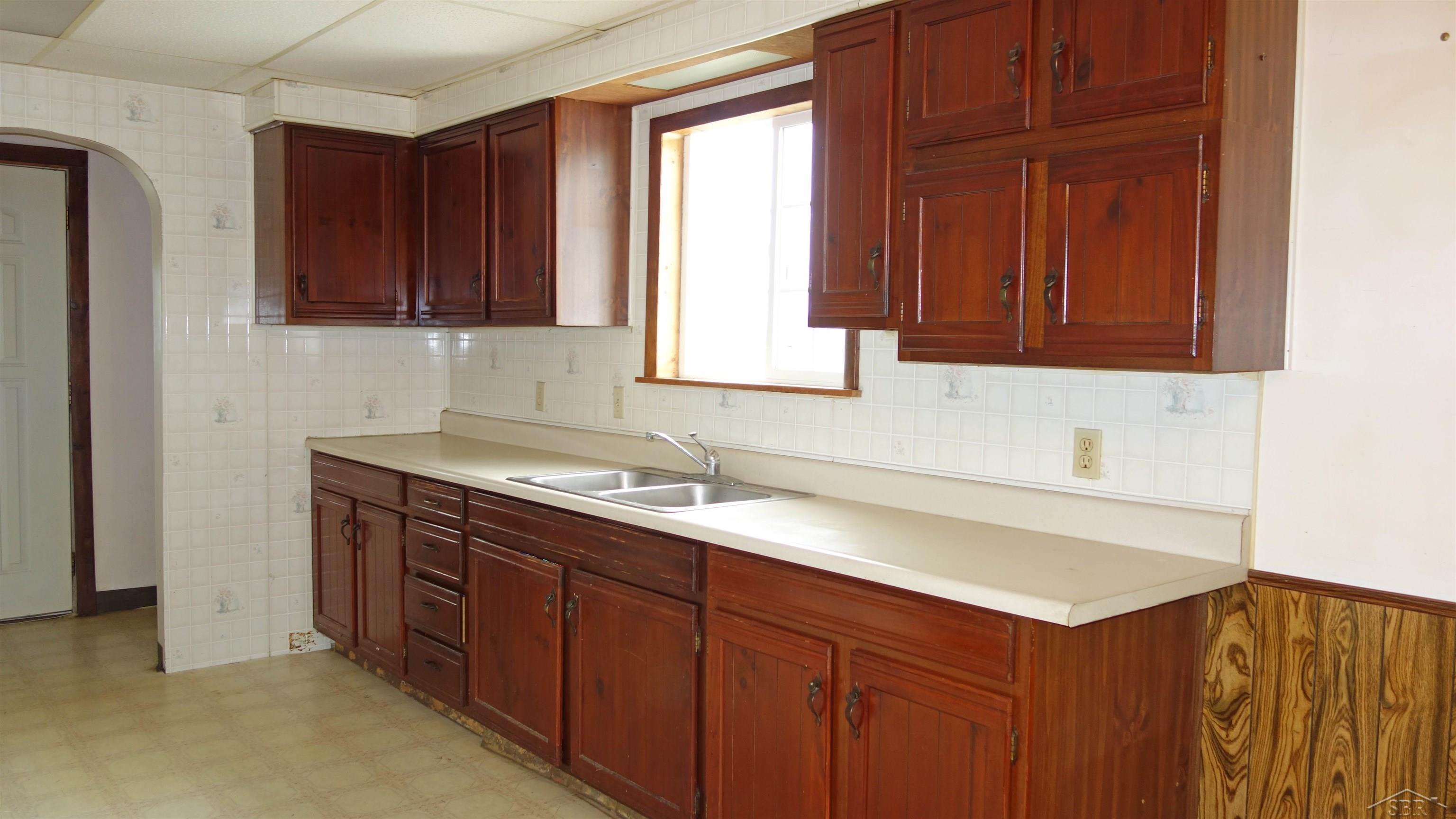 5700 Peet Road Chesaning, MI 48616 - Photo 8 of 32 50113720-7.JPG