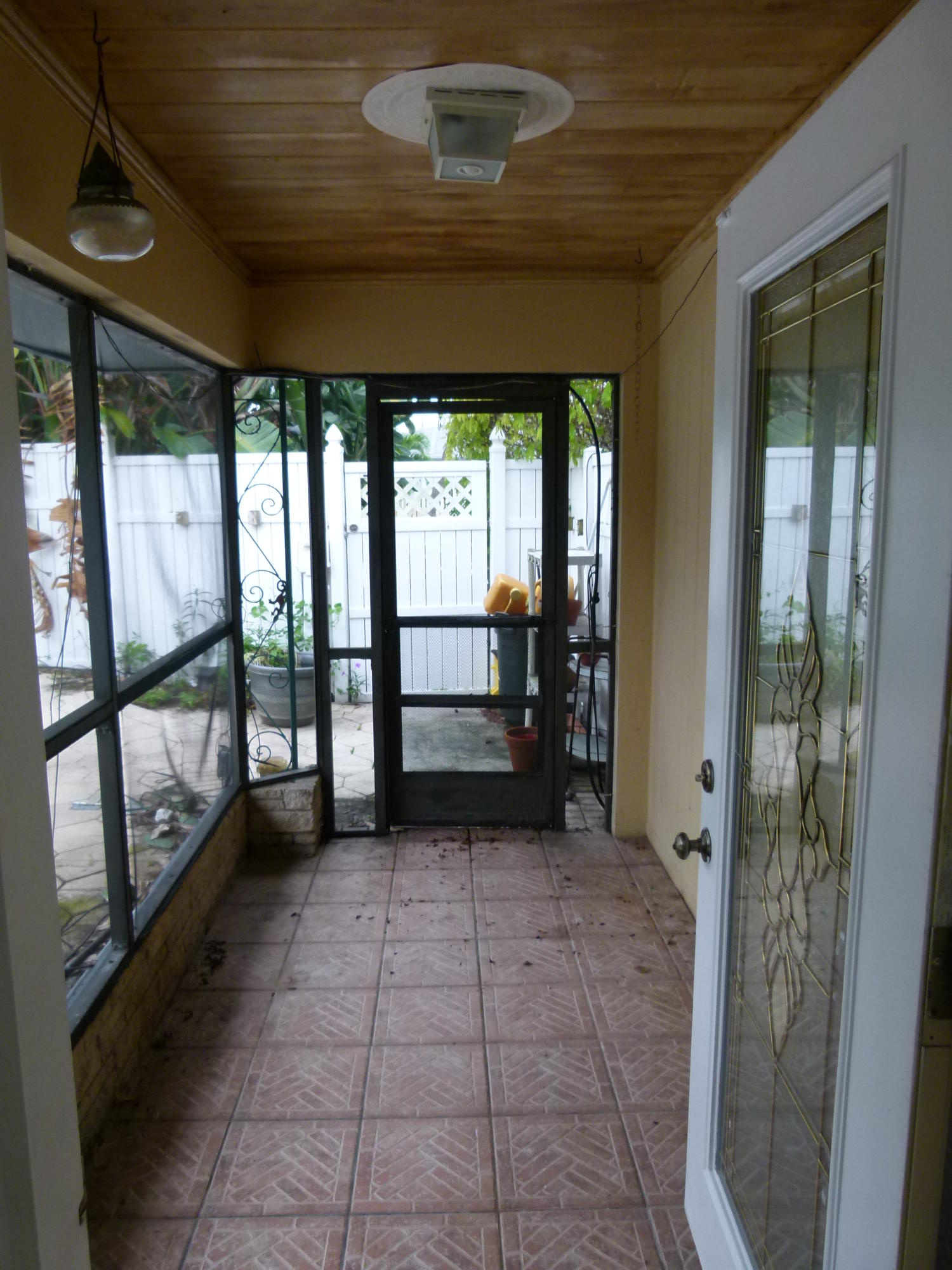 207 Enfield Road Delray Beach, FL 33444 - Photo 29 of 35 2015-12-07 15.26.27
