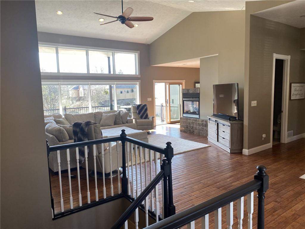 244 Saunders Station Road Trafford, PA 15085 - Photo 4 of 22 Gallery Image 4