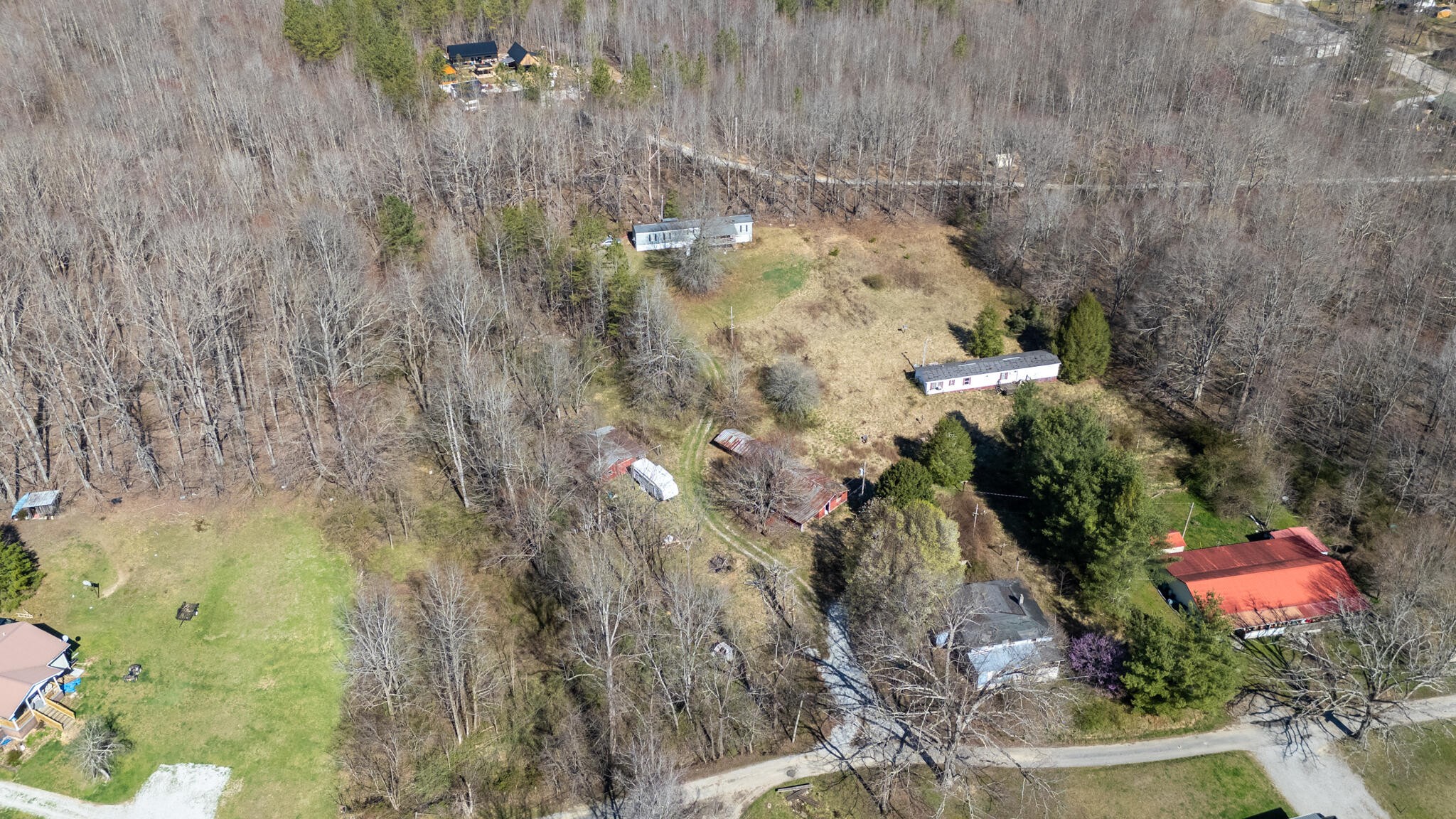 226 Tompkins Road Robbins, TN 37852 - Photo 3 of 16 Gallery Image 3