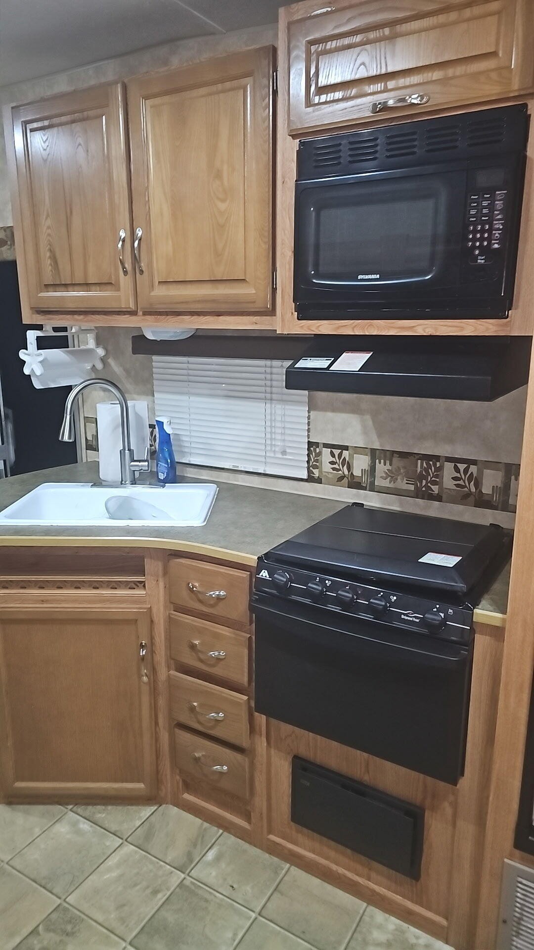 226 Tompkins Road Robbins, TN 37852 - Photo 10 of 16 Gallery Image 10