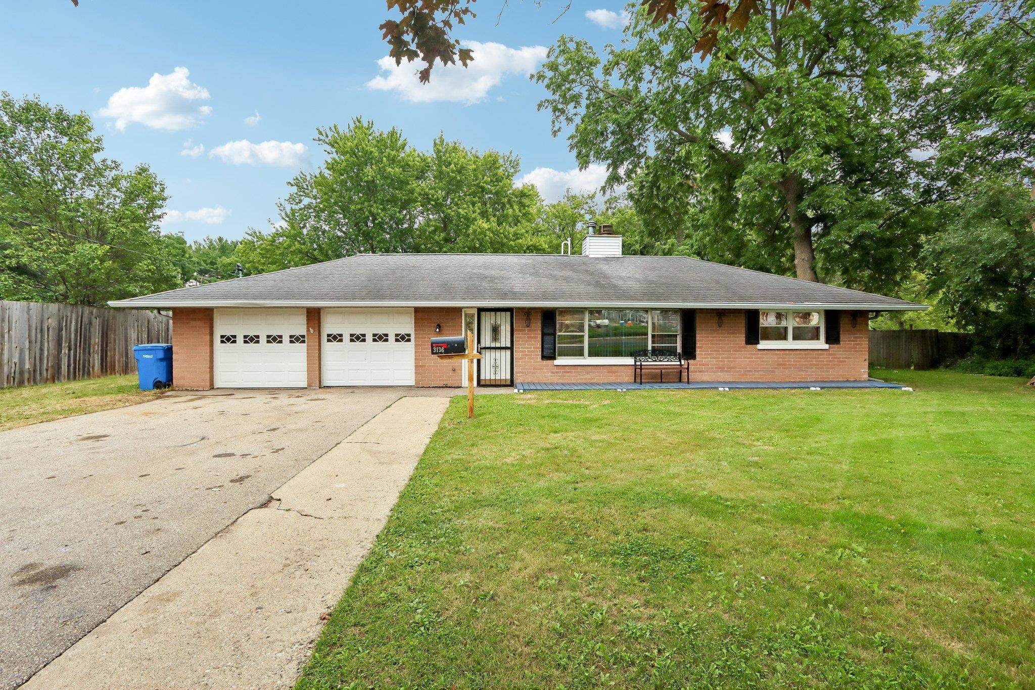 3136 Larsen Road Madison, WI 53711 - Photo 2 of 49 Gallery Image 2