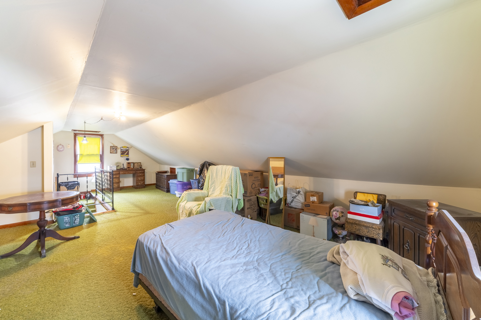 17949 Escanaba Avenue Lansing, IL 60438 - Photo 26 of 45 a bedroom with a bed and a tv