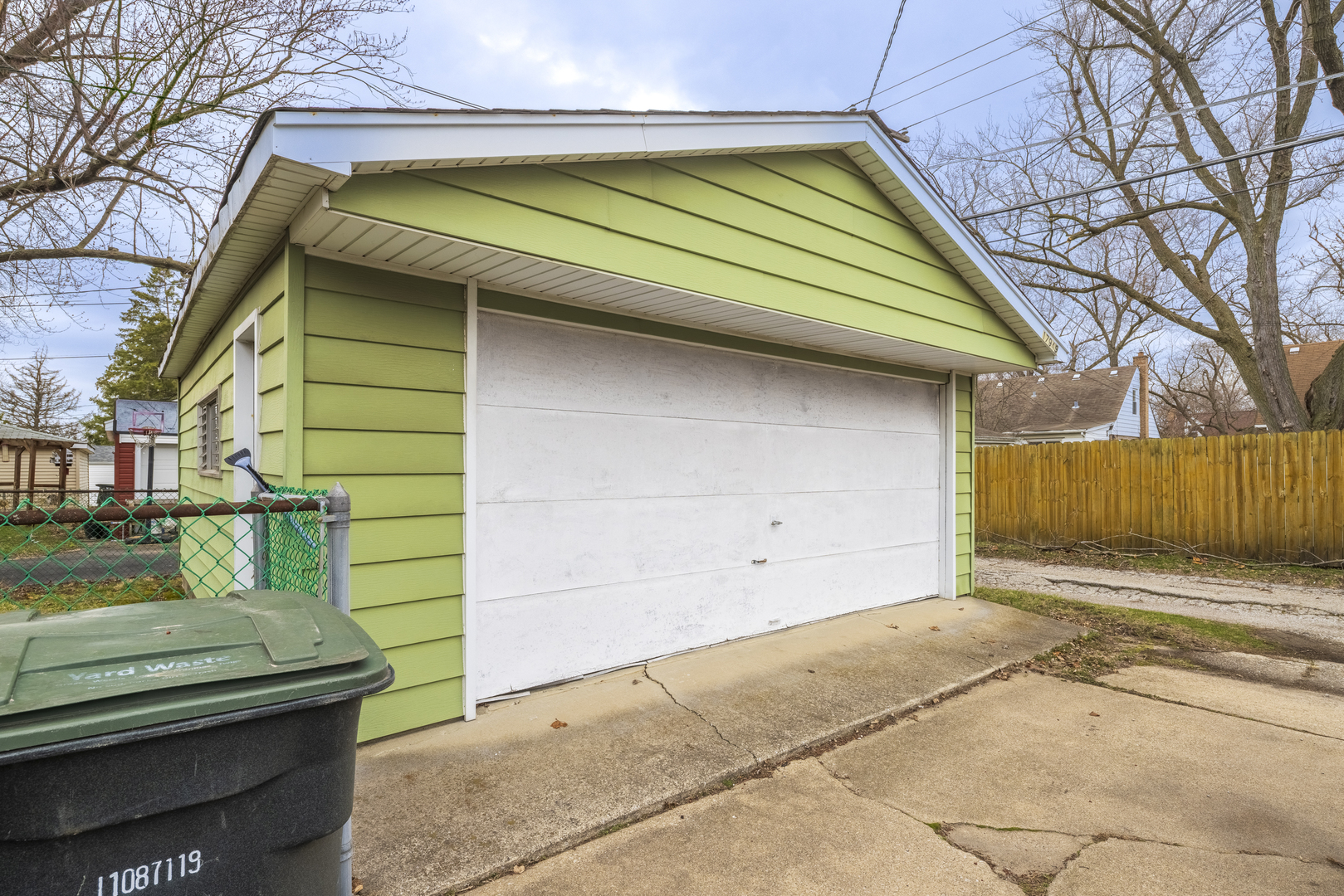 17949 Escanaba Avenue Lansing, IL 60438 - Photo 43 of 45 a view of a backyard of a house