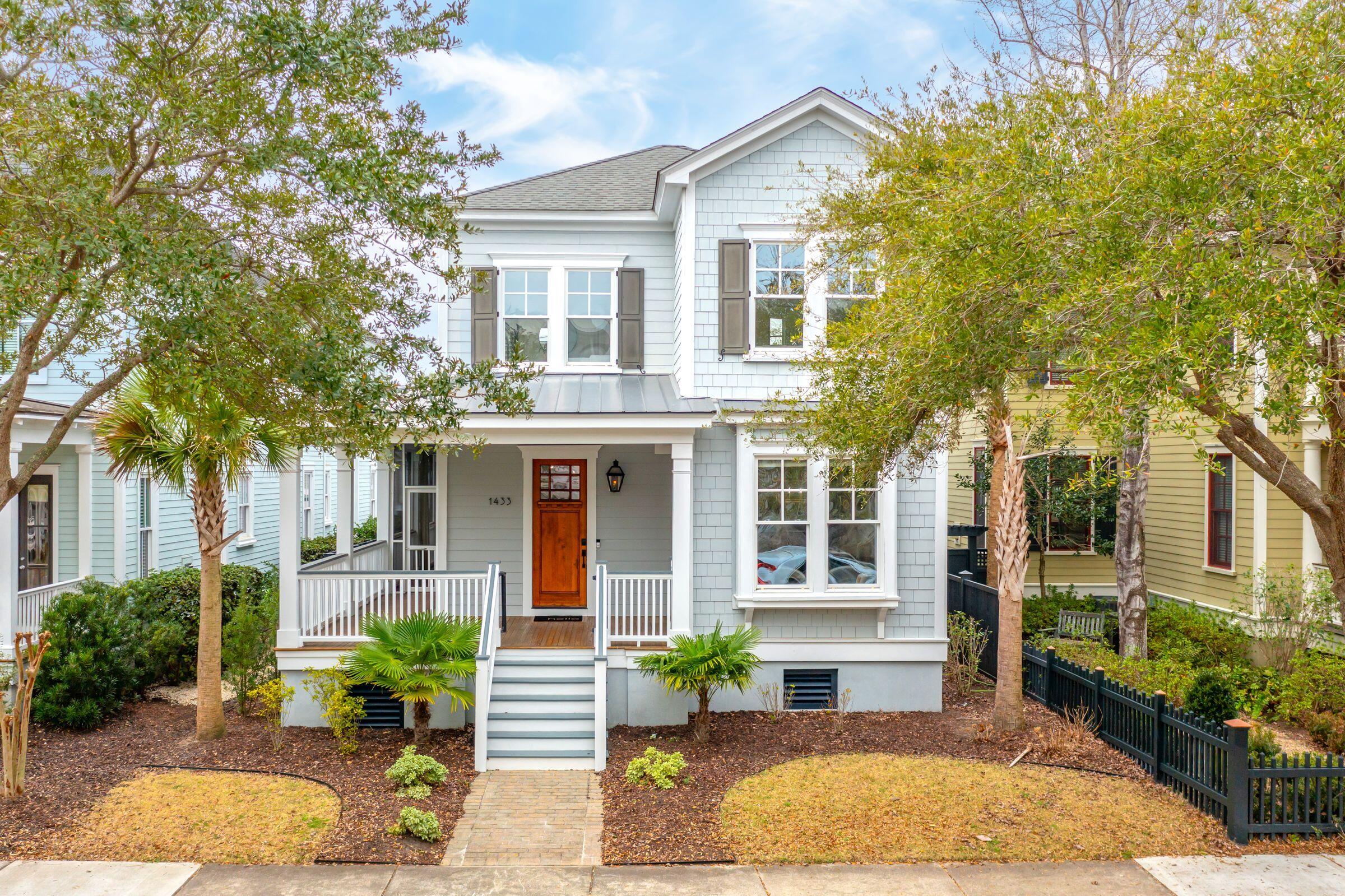 1433 Lettered Olive Lane Mount Pleasant, SC 29464 - Photo 3 of 57 1_1433LetteredOliveLn-KeenEyeMarketing-0