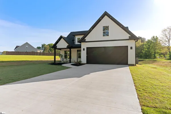 $519,000 | 110 Reidville Road, Williamston, SC 29697