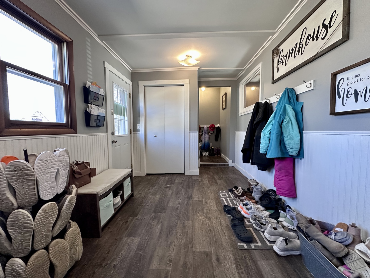 307 2nd Street West Lyndon, IL 61261 - Photo 7 of 33 a room with furniture and wooden floor