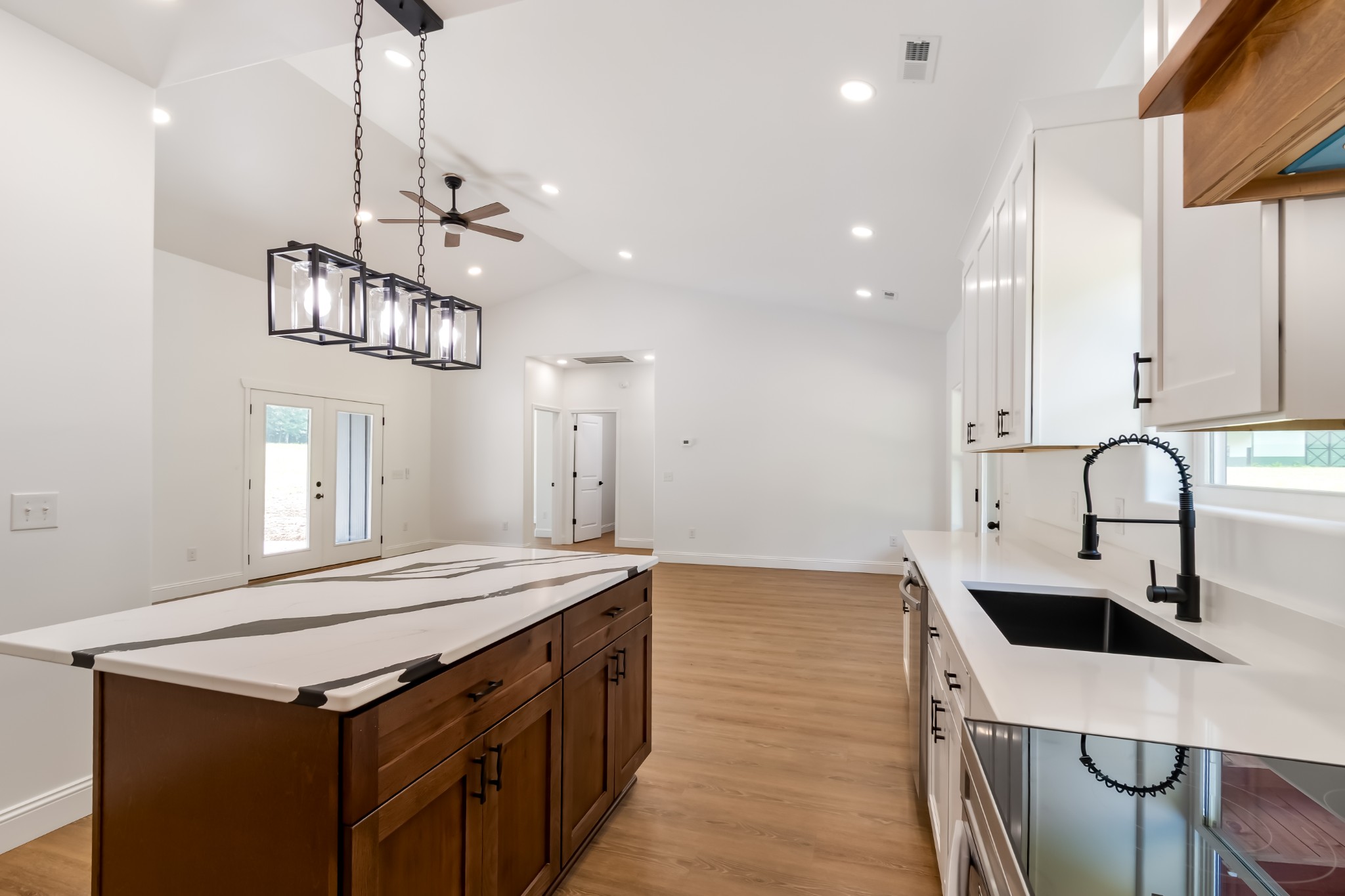 2757 Lick Creek Road Linden, TN 37096 - Photo 18 of 49