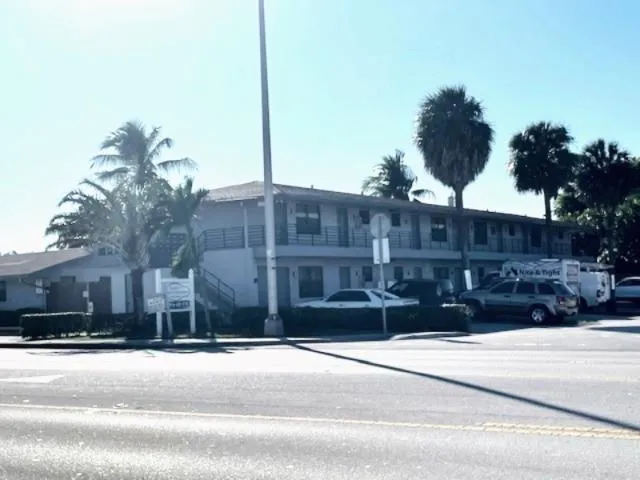 $1,550 | 1711 South Cypress Road, Pompano Beach, FL 33060