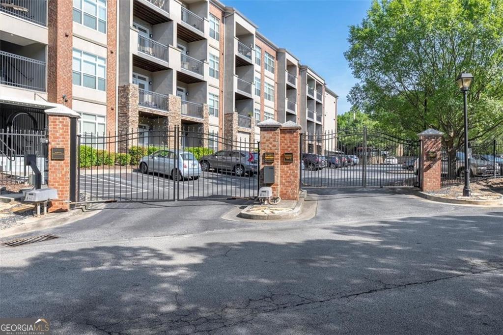 840 United Avenue Southeast, Unit 410 Atlanta, GA 30312 - Photo 24 of 33