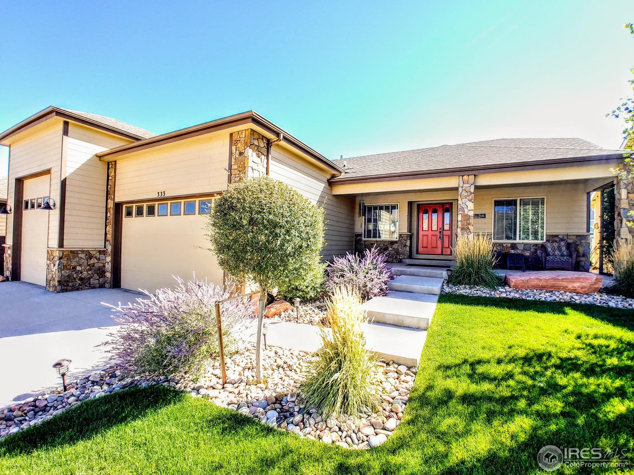 333 Braveheart Road Johnstown, CO 80534 - Photo 4 of 32 Beautiful