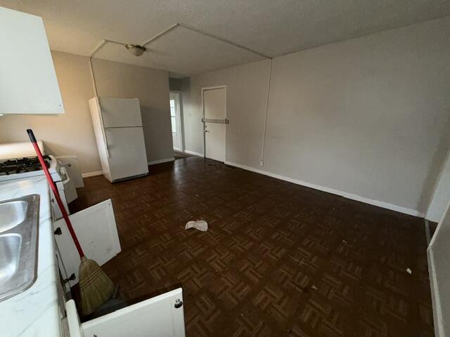 574 Ralston Street Gary, IN 46406 - Photo 12 of 15 640x480