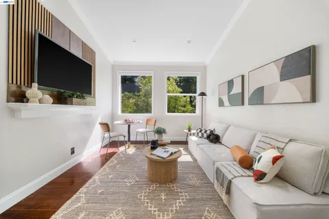 $1,890,000 | 2123 Hidden Pond Road, Lafayette, CA 94549