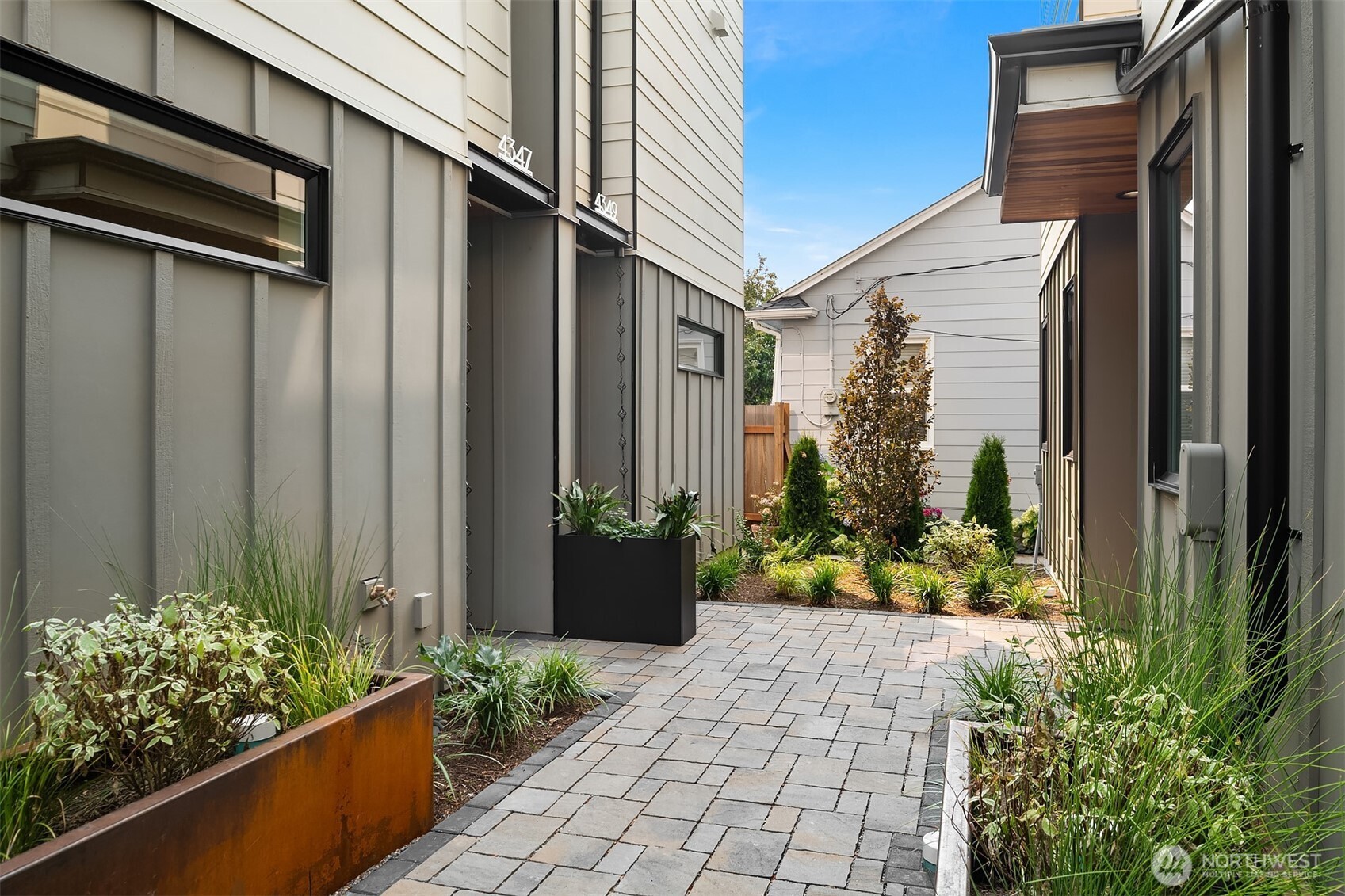 4347 Southwest Willow Street Seattle, WA 98136 - Photo 33 of 36 Gallery Image 33