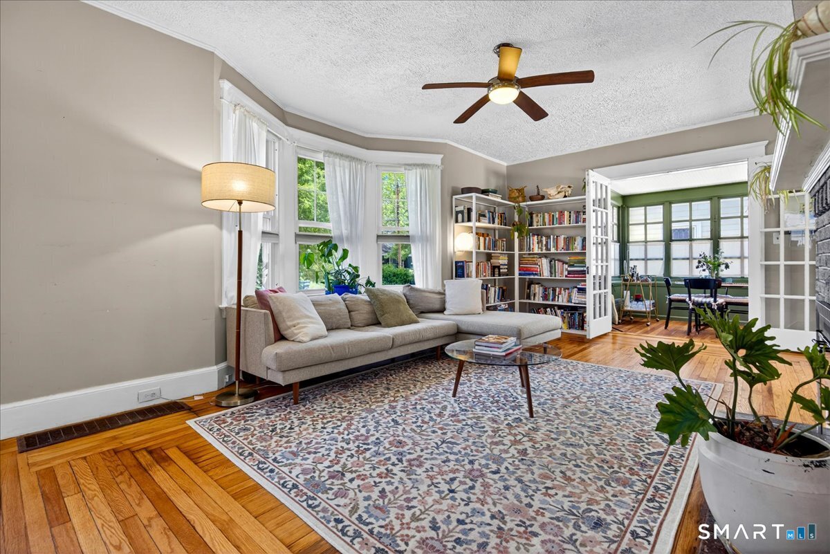 28 Thornton Street Hamden, CT 06517 - Photo 2 of 37