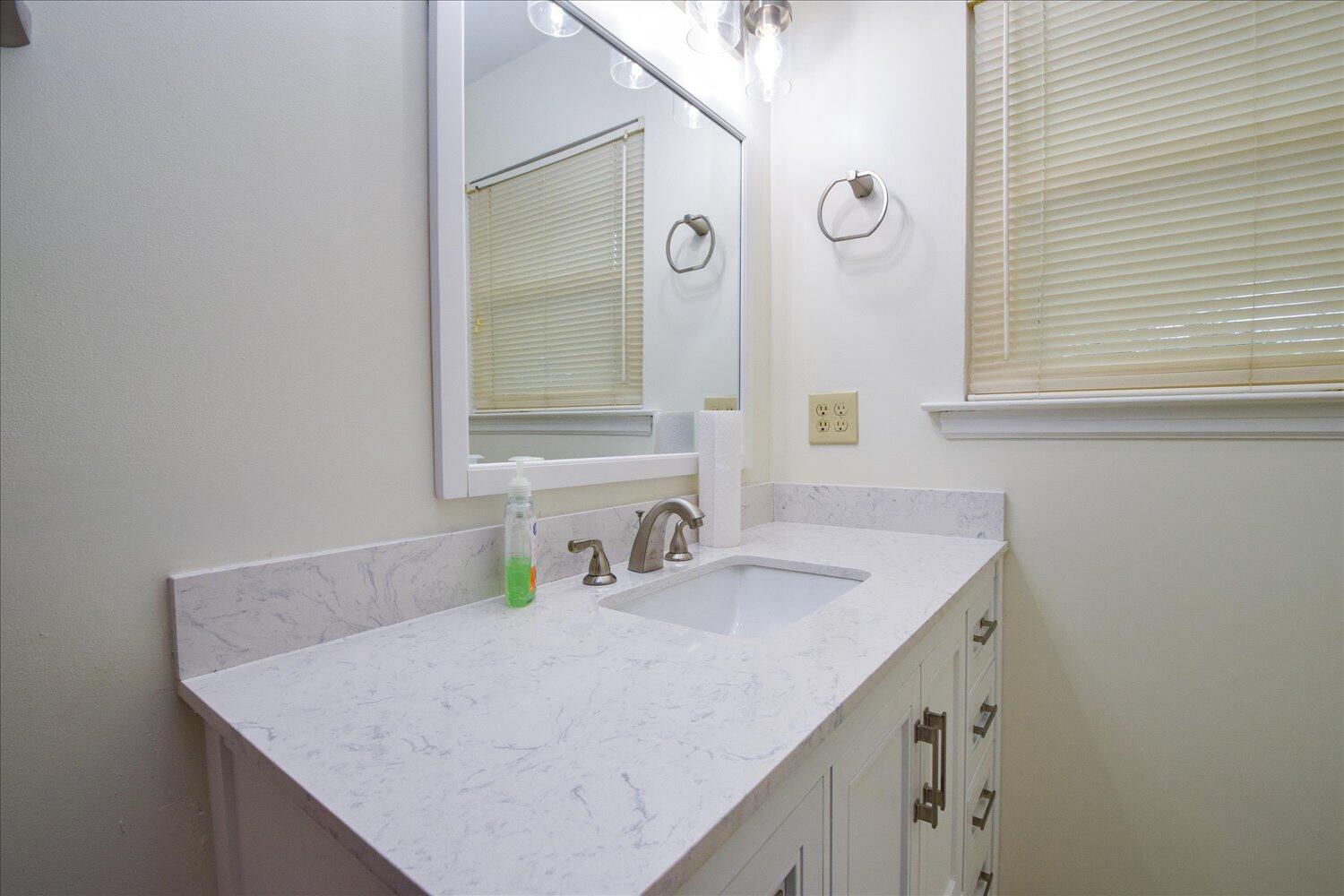 5528 Cove Road Roanoke, VA 24019 - Photo 17 of 30 12-5528 Cove-12
