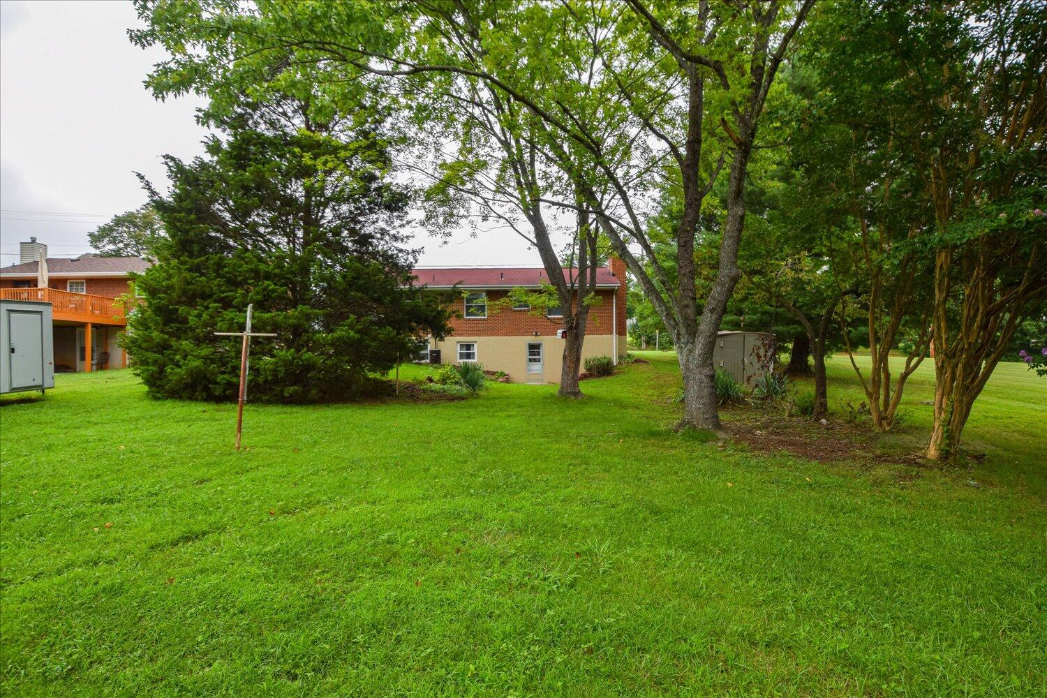 5528 Cove Road Roanoke, VA 24019 - Photo 30 of 30 26-5528 Cove-26