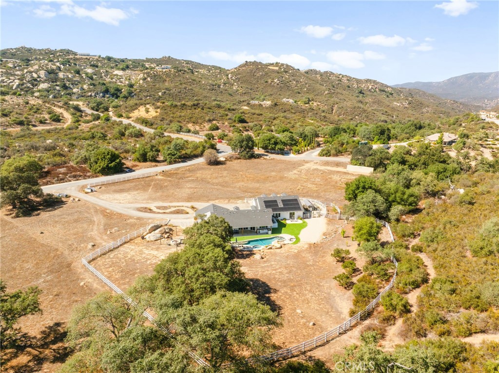 41260 De Anna Ranch Road Murrieta, CA 92562 - Photo 52 of 57 a view of a city