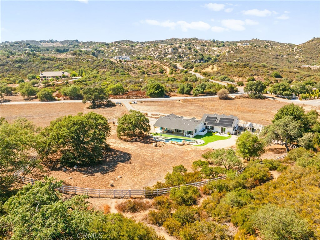 41260 De Anna Ranch Road Murrieta, CA 92562 - Photo 55 of 57 a view of an ocean