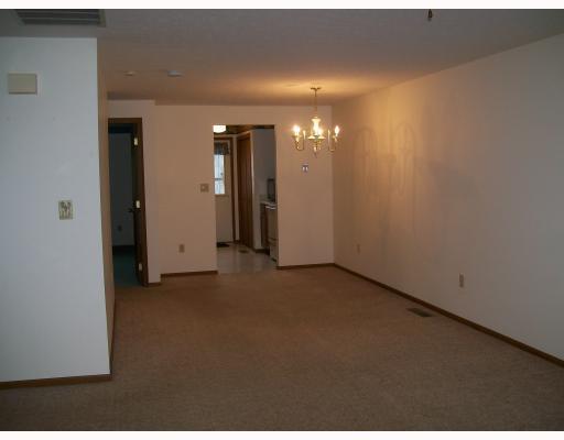 4444 Ridgewood Road East, Unit 4444 Springfield, OH 45503 - Photo 4 of 12