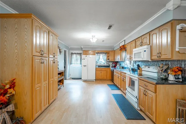 $274,900 | 1095 State Highway, Patterson, MO 63956