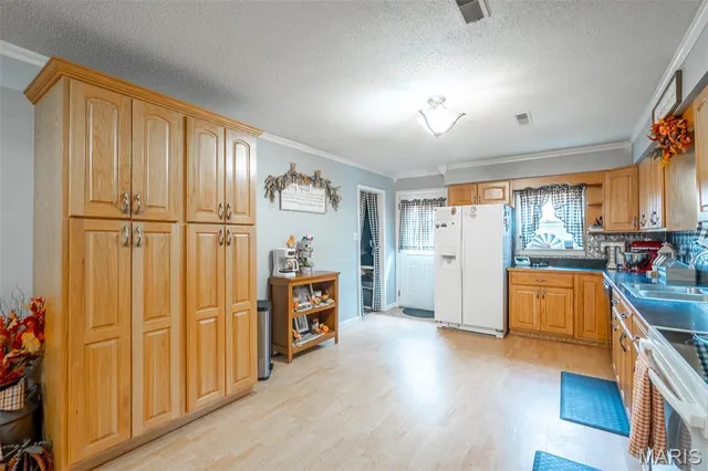 $274,900 | 1095 State Highway, Patterson, MO 63956