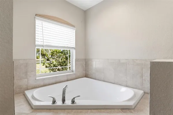 $599,990 | 4453 Lake In The Woods Drive, Spring Hill, FL 34607