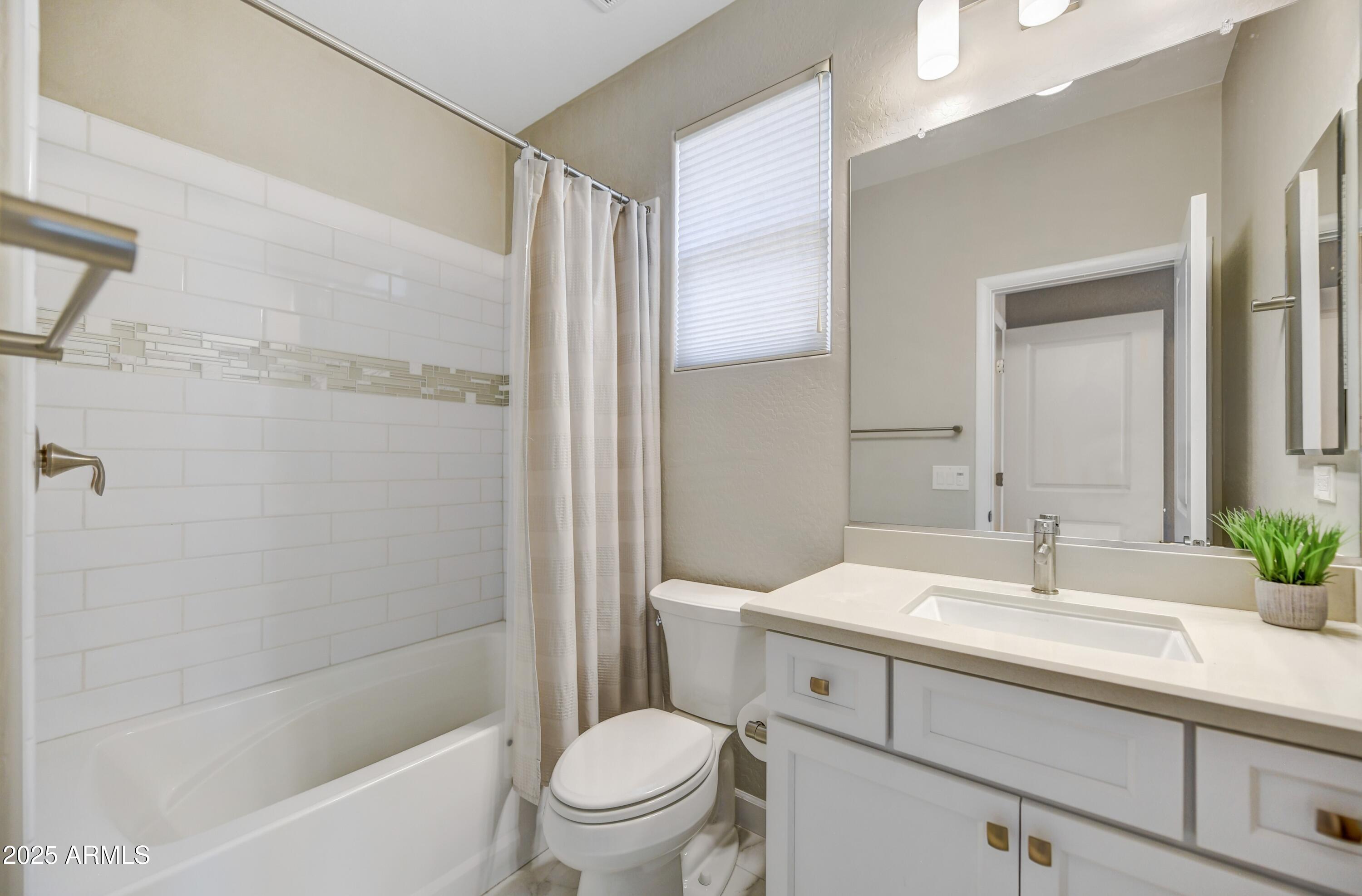 17615 East Bismark Lake Rio Verde, AZ 85263 - Photo 22 of 49 021_Bath II