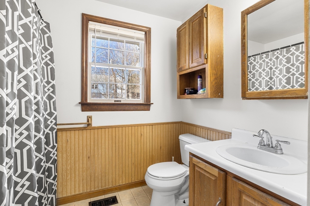 28 Armory Road Southbridge, MA 01550 - Photo 23 of 32