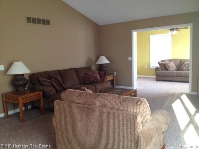 813 Nelson's Ridge Drive Howell, MI 48843 - Photo 10 of 20 nelson20.jpg