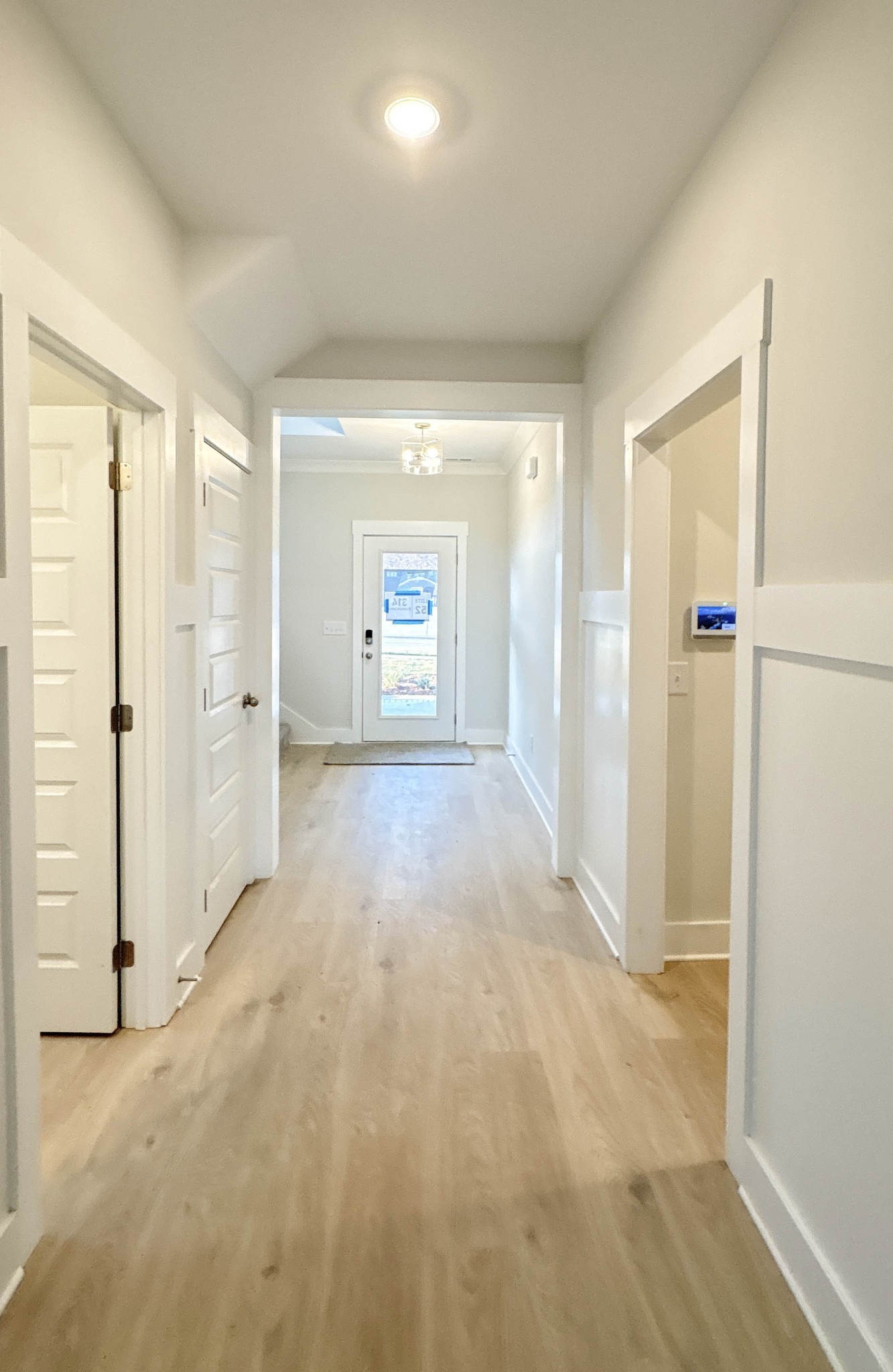 314 Booker Drive Gallatin, TN 37066 - Photo 9 of 30 an empty room with windows