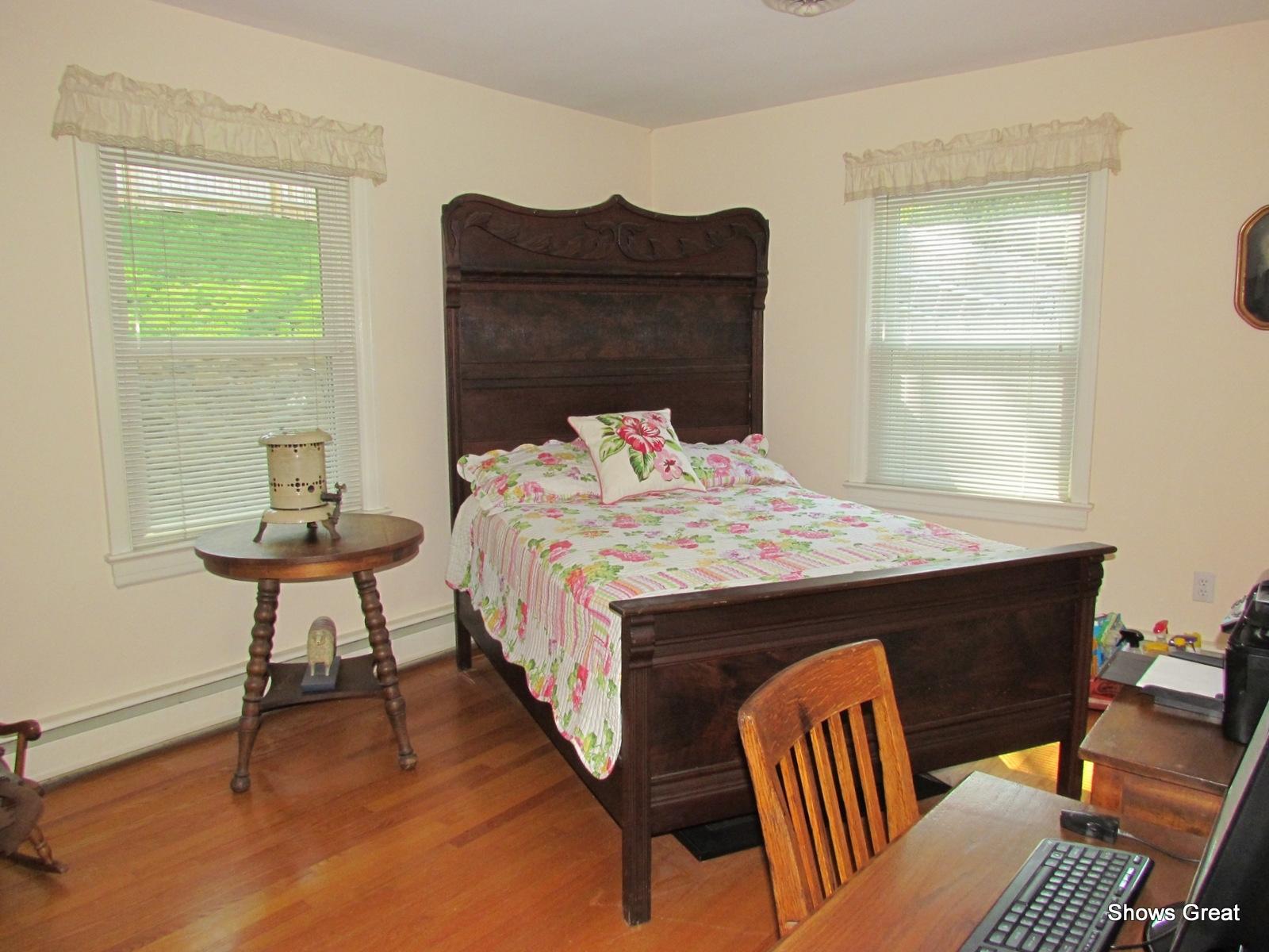2502 Sprucewood Road Southwest Roanoke, VA 24015 - Photo 19 of 32 Bedroom 2