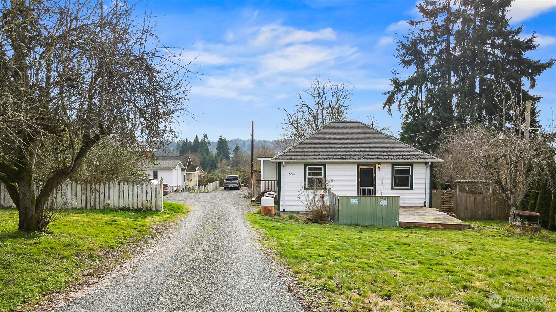 7710 South Lake Stevens Road Lake Stevens, WA 98258 - Photo 1 of 21 Gallery Image 1