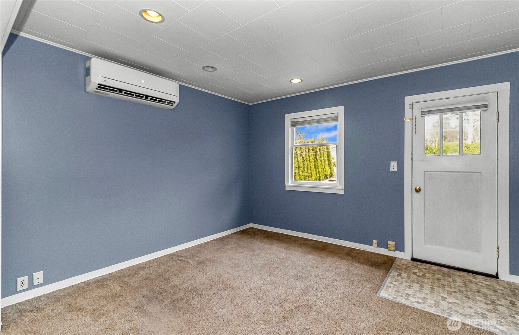 7710 South Lake Stevens Road Lake Stevens, WA 98258 - Photo 2 of 21 Gallery Image 2