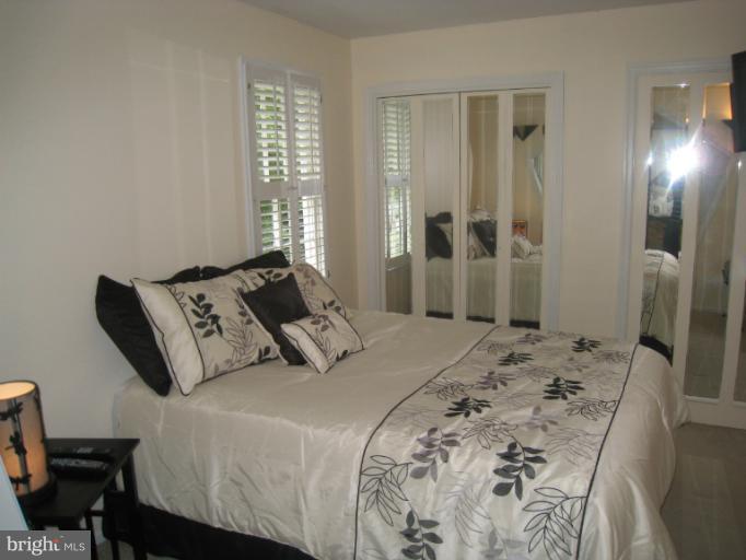 10000 Marshall Pond Road Burke, VA 22015 - Photo 18 of 30 Bedroom