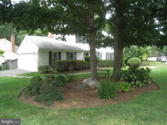 10000 Marshall Pond Road Burke, VA 22015 - Photo 3 of 30 Exterior (General)