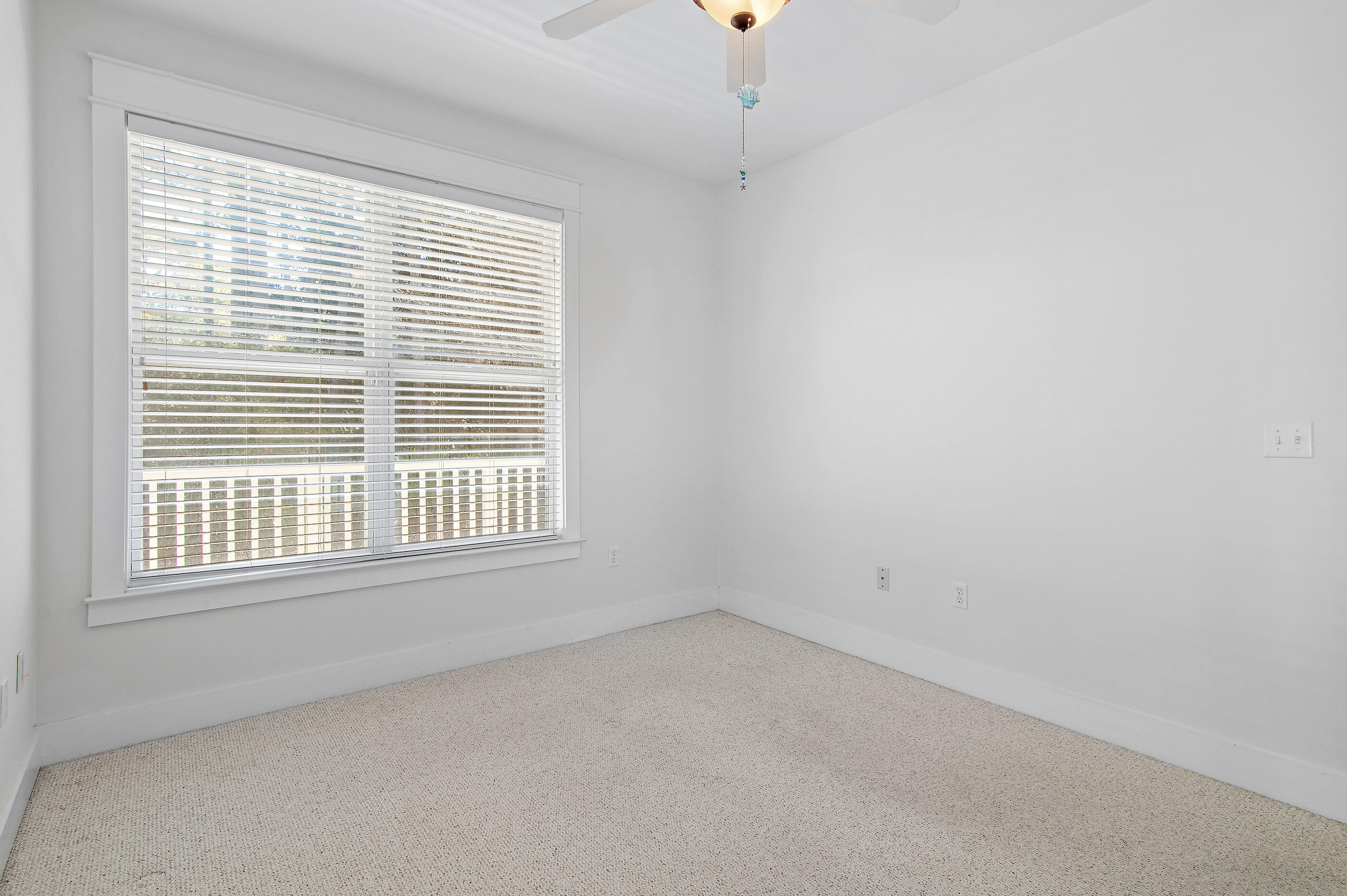 158 Cullman Avenue Santa Rosa Beach, FL 32459 - Photo 23 of 47 an empty room with a window