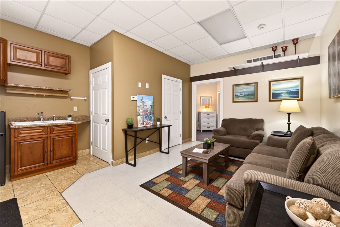 4139 Lake Road Williamson, NY 14589 - Photo 27 of 48 Ground floor 1 BD unit