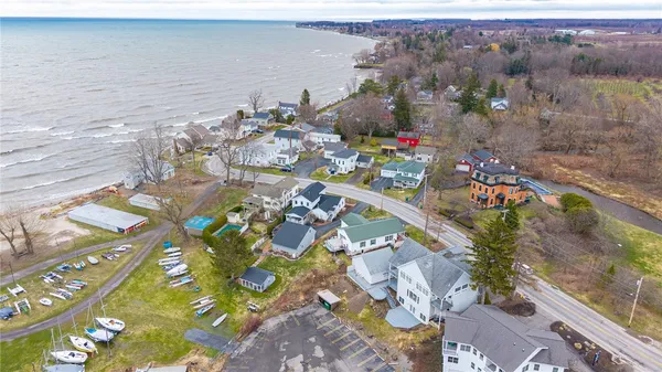$599,900 | 4139 Lake Road, Williamson, NY 14589
