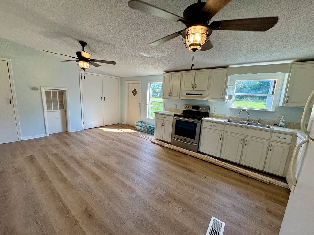 4157 Judge Logue Road Newton, AL 36352 - Photo 11 of 24